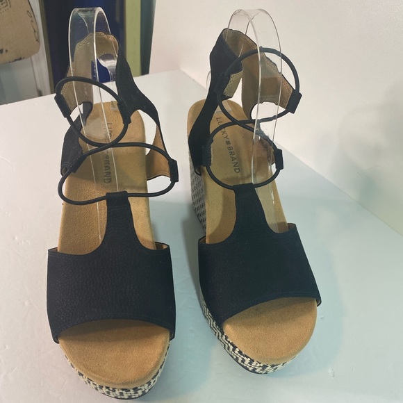 Lucky Brand Yejidas Sandals size 9 NWOT - Picture 2 of 9